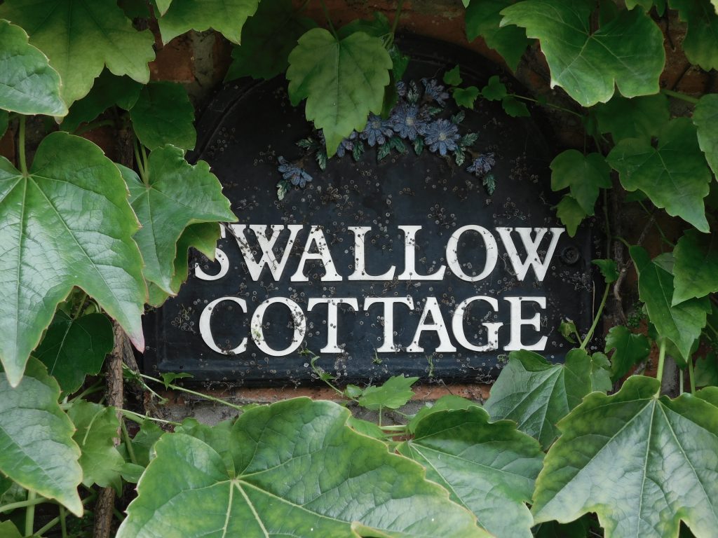 House sign Olive Mead Farm Holidays